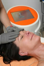 Omlazen&iacute; pleti obli�eje - virtu&aacute;ln&iacute; mezoterapie